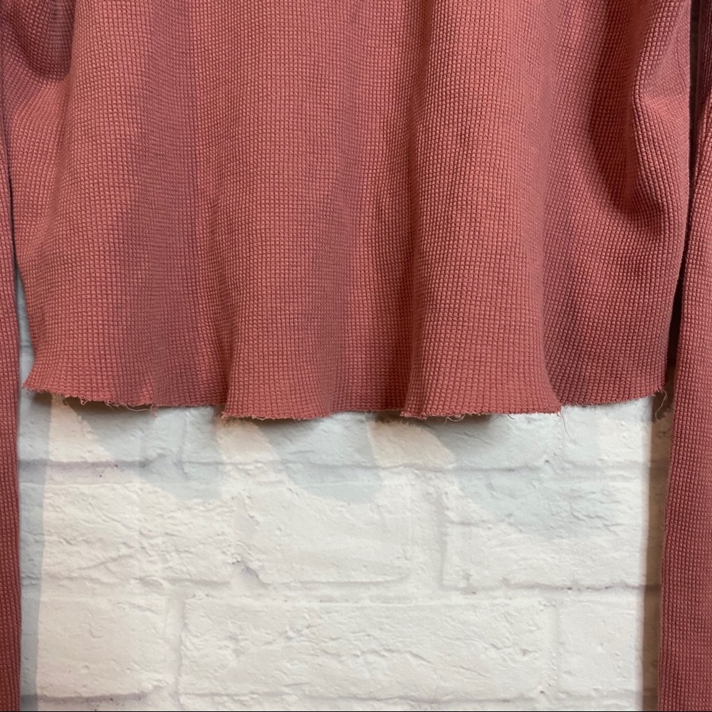 Brandy Melville Pullover - image 7